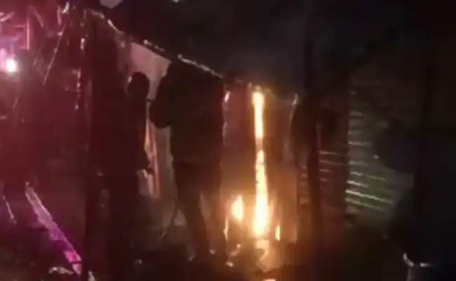 The incident took place in Chembur's Sidharth Colony.